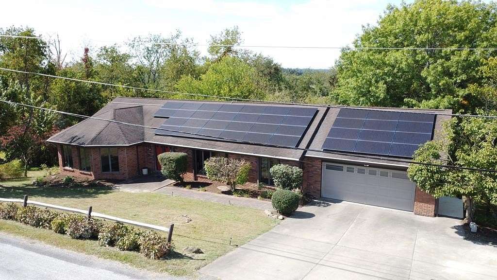 1.75 Acres of Residential Land with Home for Sale in Wheeling, West Virginia