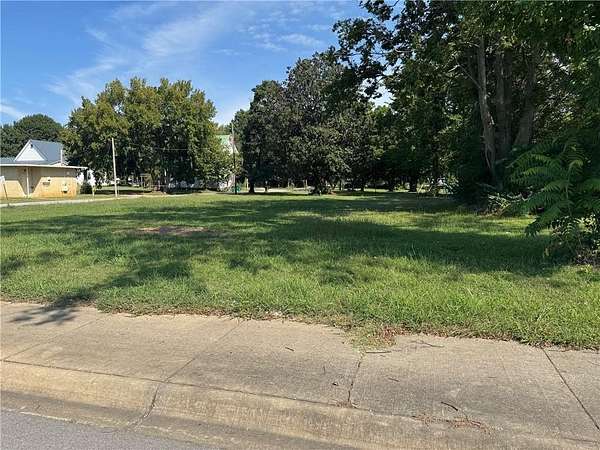 0.29 Acres of Commercial Land for Sale in Farmington, Arkansas