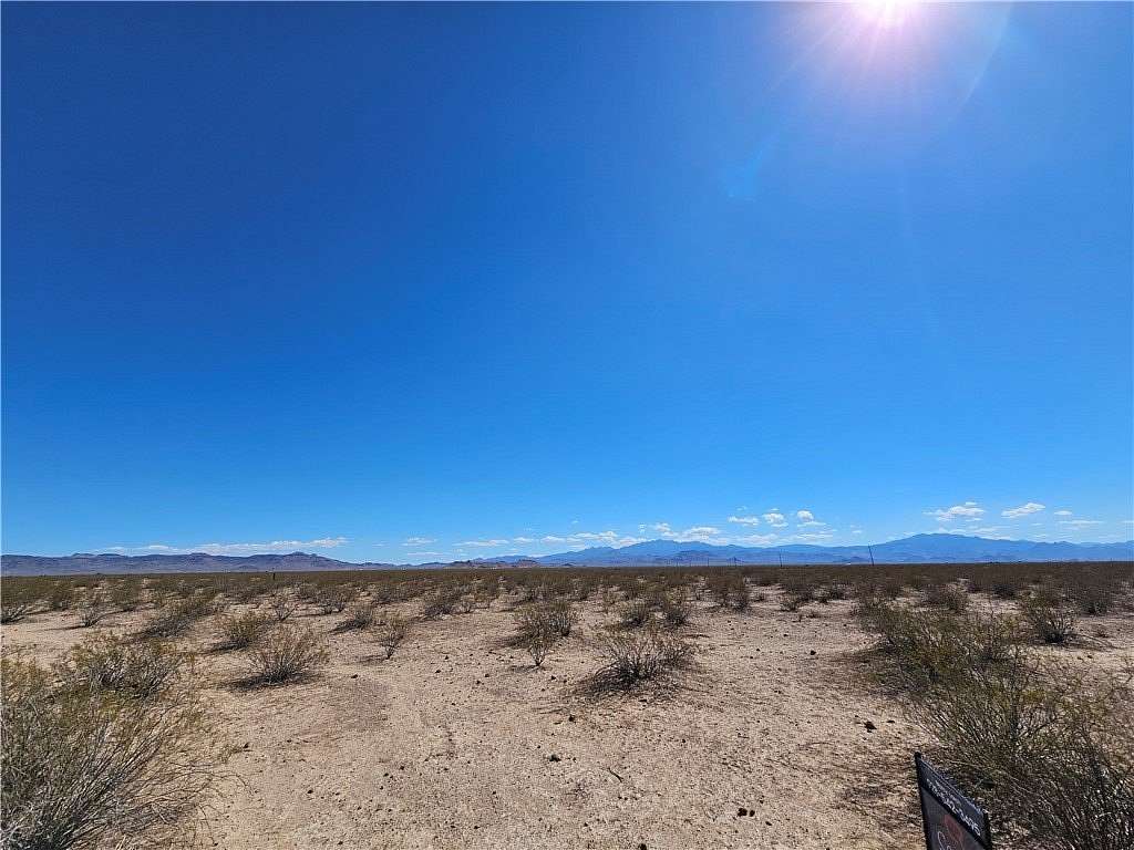 2.35 Acres of Residential Land for Sale in Golden Valley, Arizona