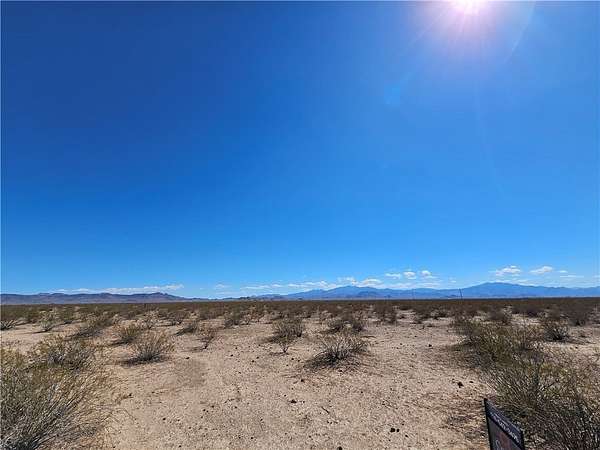 2.35 Acres of Residential Land for Sale in Golden Valley, Arizona
