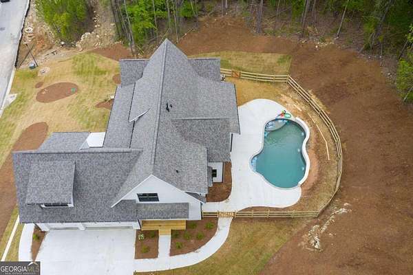 2 Acres of Residential Land with Home for Sale in Rydal, Georgia