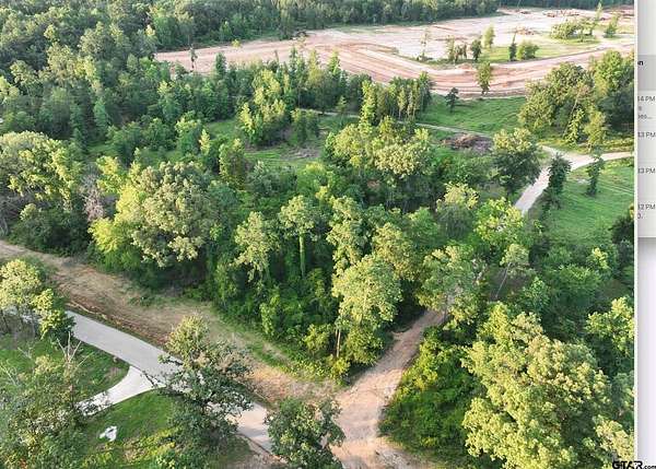 1.84 Acres of Residential Land for Sale in Whitehouse, Texas