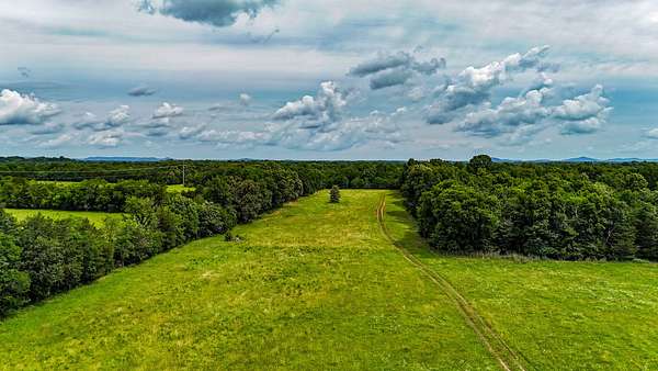 84 Acres of Land for Sale in Chapel Hill, Tennessee