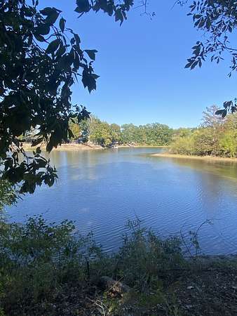 0.25 Acres of Residential Land for Sale in Clifton, Tennessee