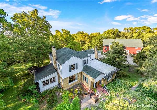 4.2 Acres of Residential Land with Home for Sale in Lake Barrington, Illinois