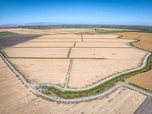 443 Acres of Land for Sale in Fairfield, California