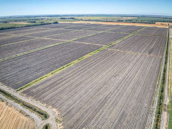 396 Acres of Land for Sale in Fairfield, California