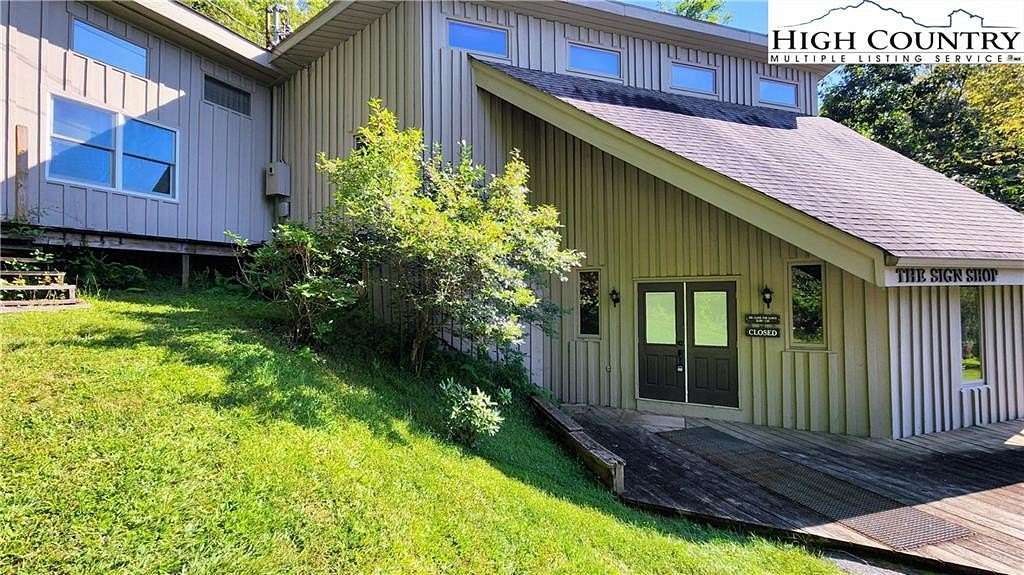 5.65 Acres of Improved Residential Land for Sale in Banner Elk, North Carolina