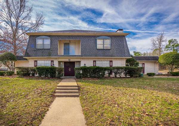 2.7 Acres of Land with Home for Sale in Longview, Texas