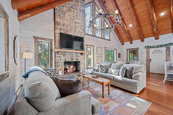 2 Acres of Residential Land with Home for Sale in Broken Bow, Oklahoma