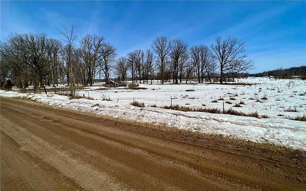 1 Acre of Land for Sale in Milaca, Minnesota