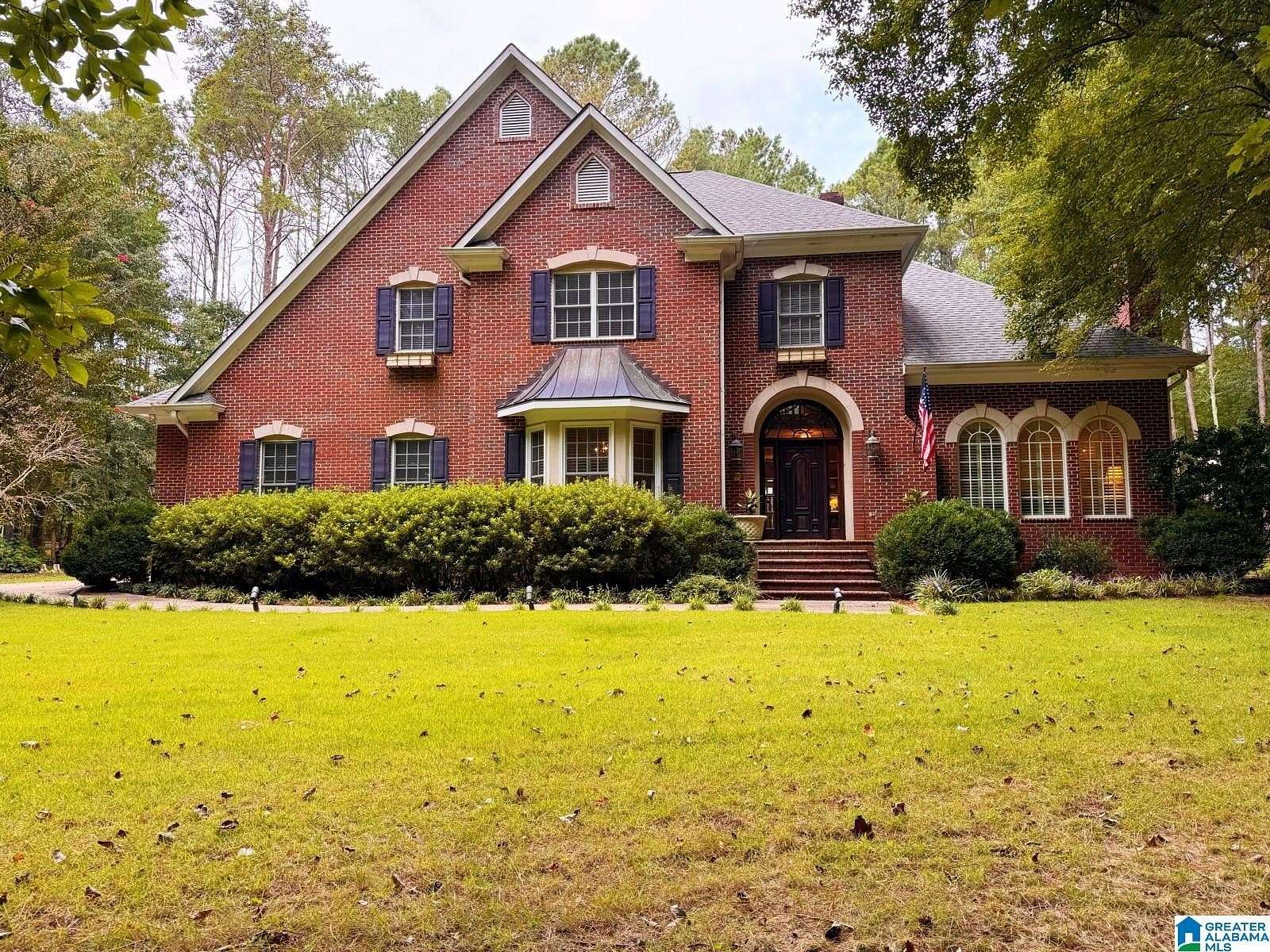 2.89 Acres of Residential Land with Home for Sale in Anniston, Alabama