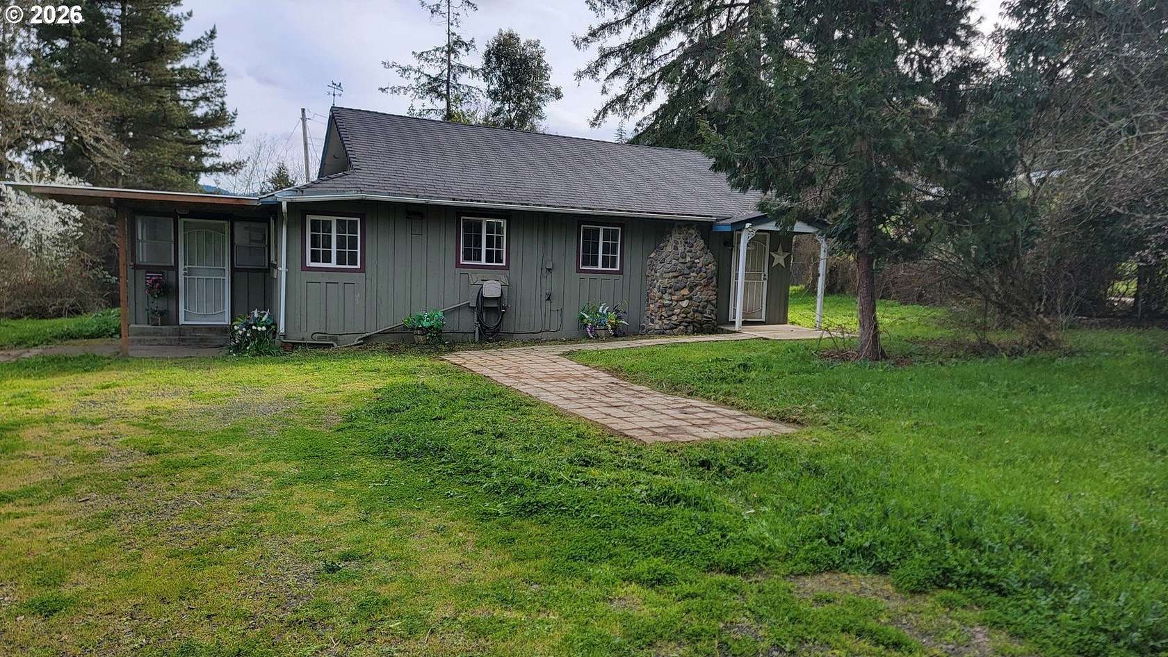 3.72 Acres of Land with Home for Sale in Myrtle Creek, Oregon