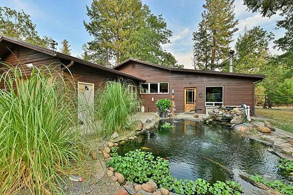 19.6 Acres of Improved Land for Sale in Selma, Oregon