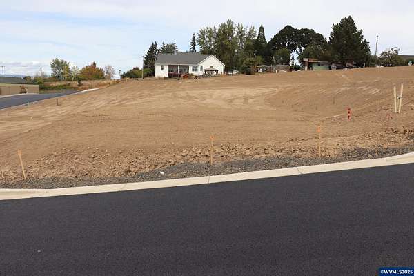 0.15 Acres of Land for Sale in Carlton, Oregon