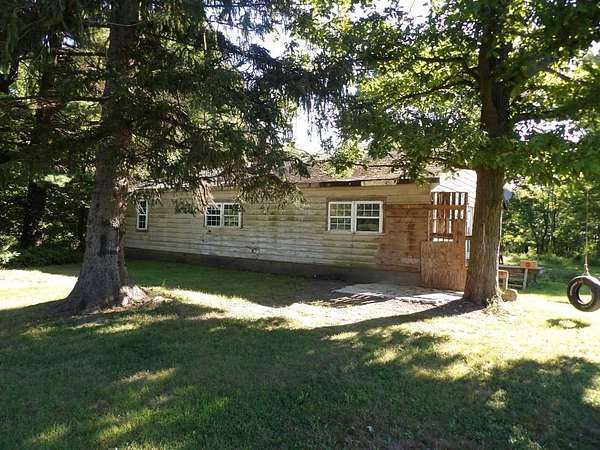 4.25 Acres of Residential Land with Home for Sale in West Salem Township, Pennsylvania