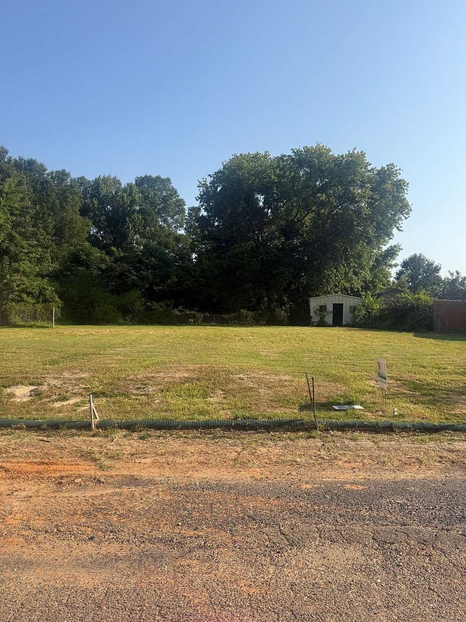 0.25 Acres of Land for Sale in Ashdown, Arkansas