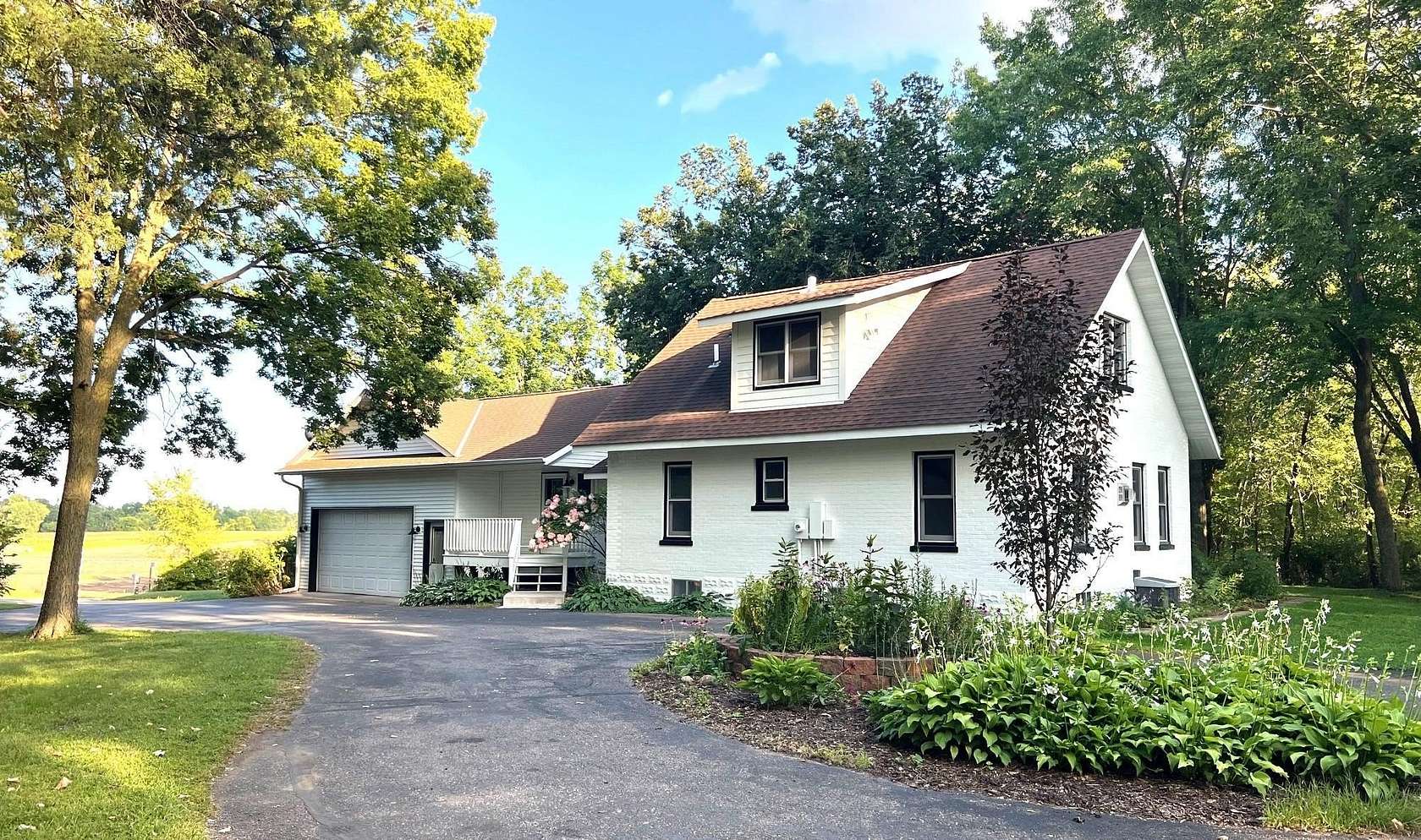 1.53 Acres of Land with Home for Sale in Annandale, Minnesota