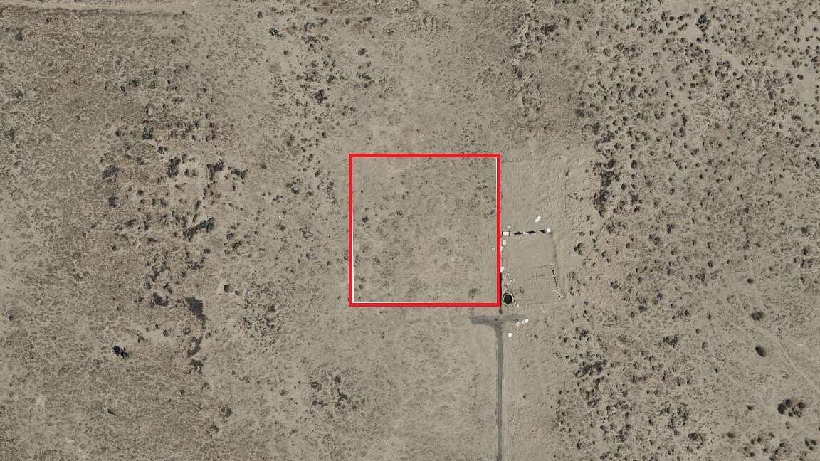 2.56 Acres of Commercial Land for Sale in Palmdale, California