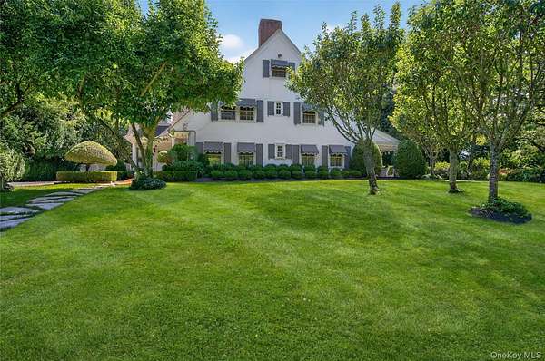 3 Acres of Residential Land with Home for Sale in Old Westbury, New York