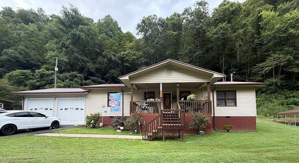 5.73 Acres of Residential Land with Home for Sale in Virgie, Kentucky