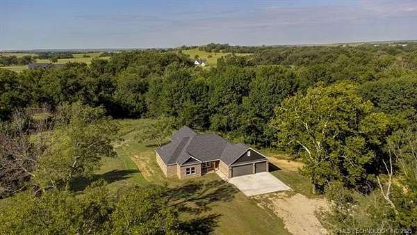 2.75 Acres of Residential Land with Home for Sale in Ramona, Oklahoma