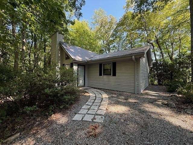 2 Acres of Residential Land with Home for Sale in Blairsville, Georgia