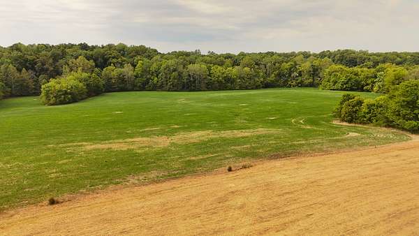 10.8 Acres of Land for Sale in Portland, Tennessee