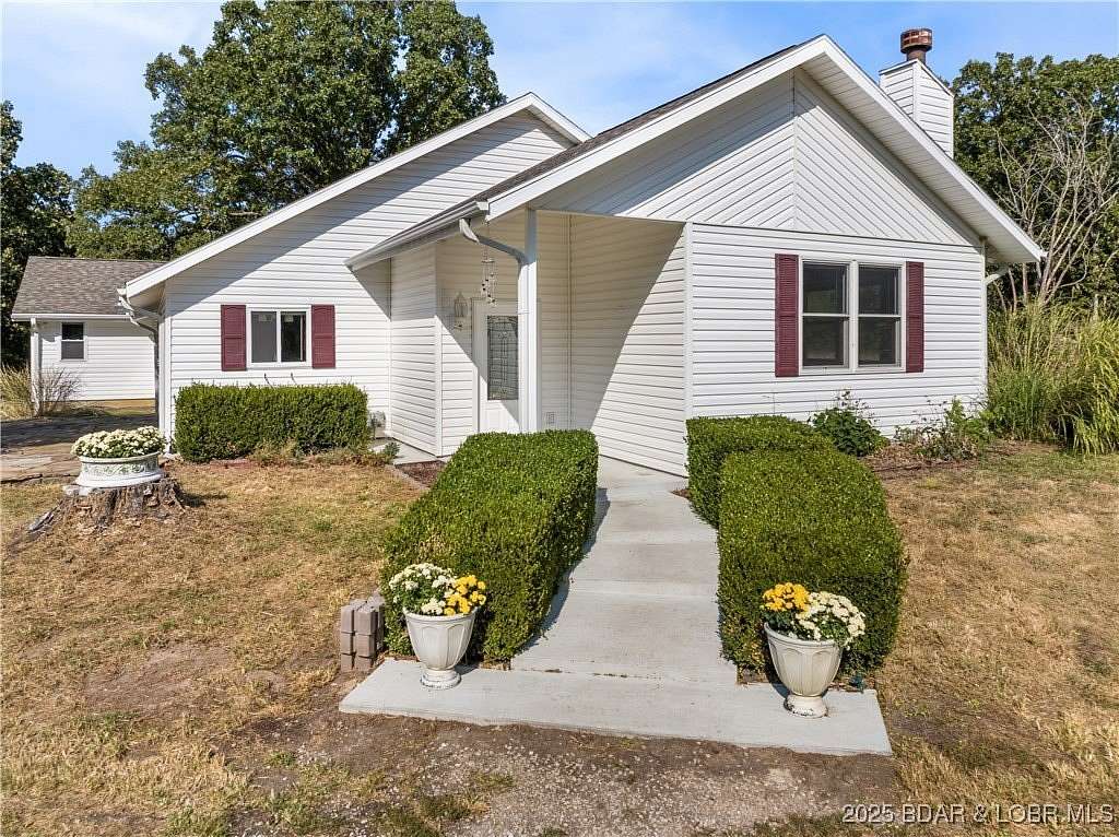 20.8 Acres of Agricultural Land with Home for Sale in Montreal, Missouri