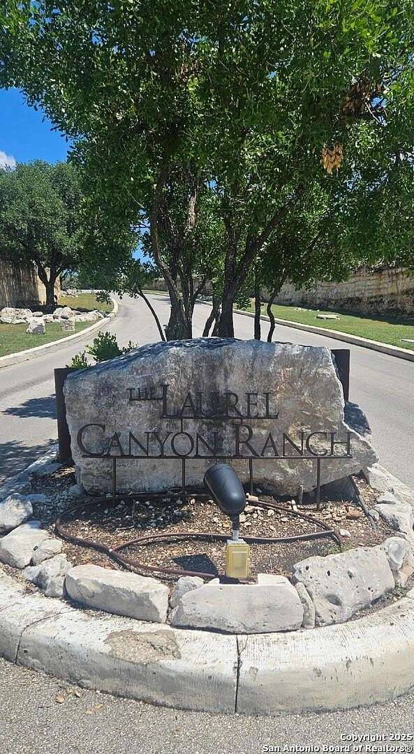 2 Acres of Residential Land for Sale in Mico, Texas