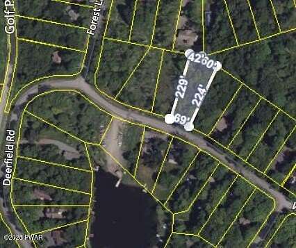0.45 Acres of Residential Land for Sale in Lake Ariel, Pennsylvania