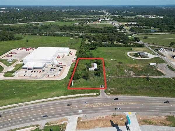 1.72 Acres of Commercial Land for Sale in Ada, Oklahoma