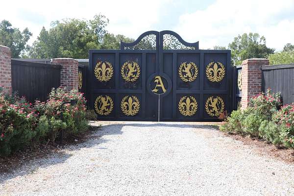 6.35 Acres of Improved Commercial Land for Sale in Sunset, Louisiana