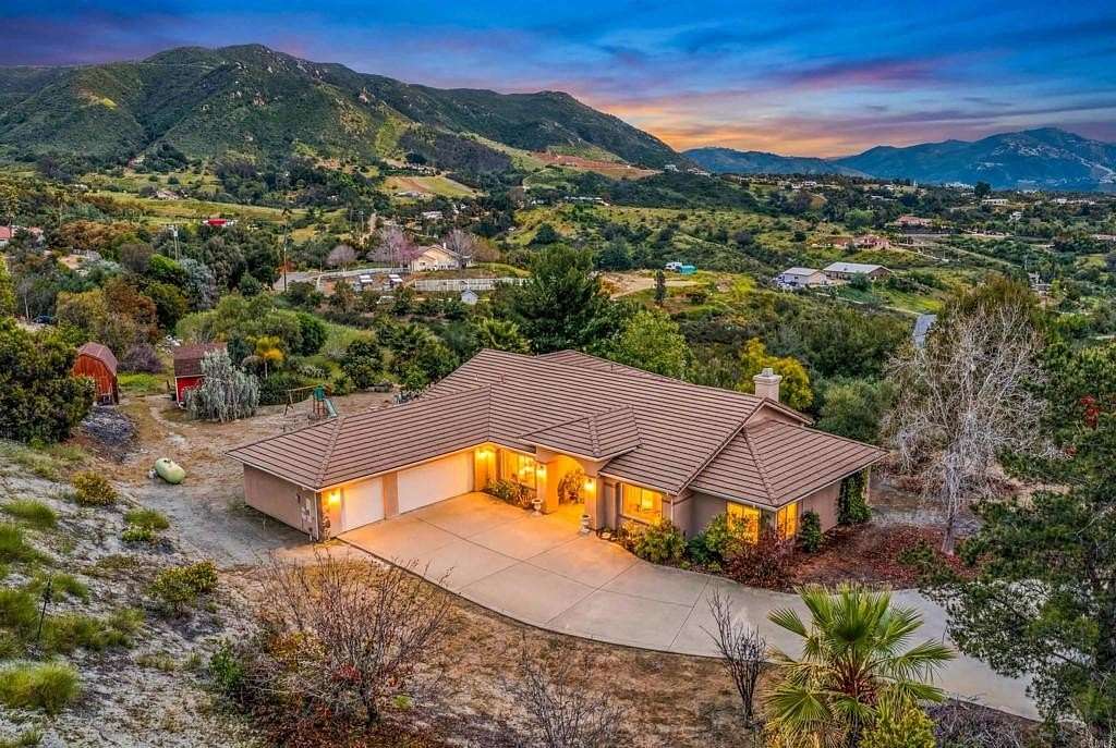 5.18 Acres of Land with Home for Sale in Fallbrook, California