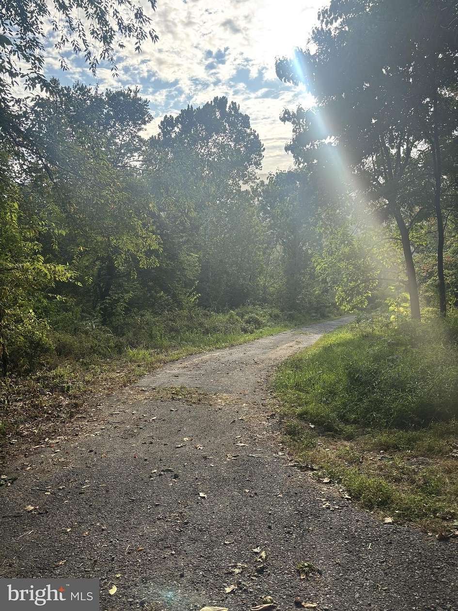 6.64 Acres of Residential Land for Sale in Myersville, Maryland