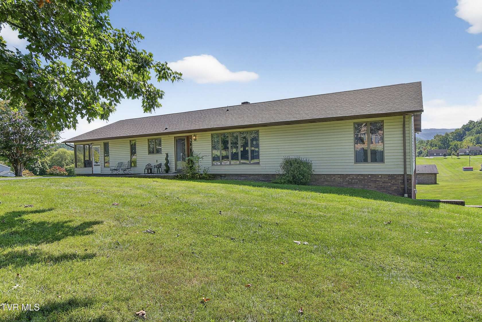 1.58 Acres of Residential Land with Home for Sale in Abingdon, Virginia