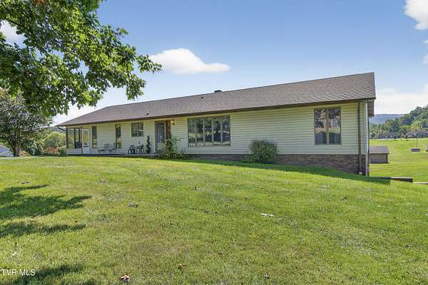 1.58 Acres of Residential Land with Home for Sale in Abingdon, Virginia