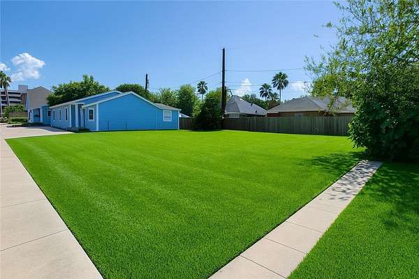 0.14 Acres of Commercial Land for Sale in Corpus Christi, Texas