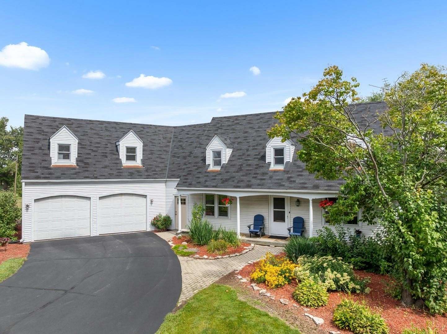 5.36 Acres of Land with Home for Sale in Rockford, Illinois