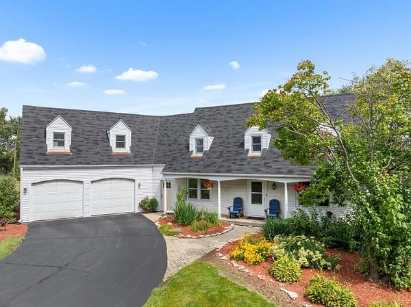 5.36 Acres of Land with Home for Sale in Rockford, Illinois