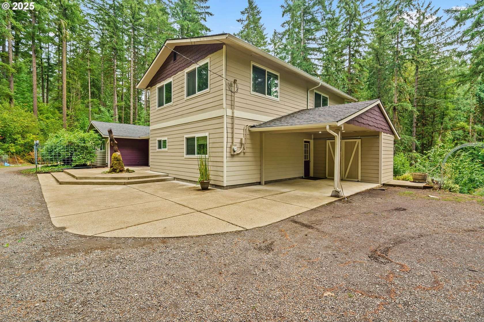 3.2 Acres of Residential Land with Home for Sale in Springfield, Oregon