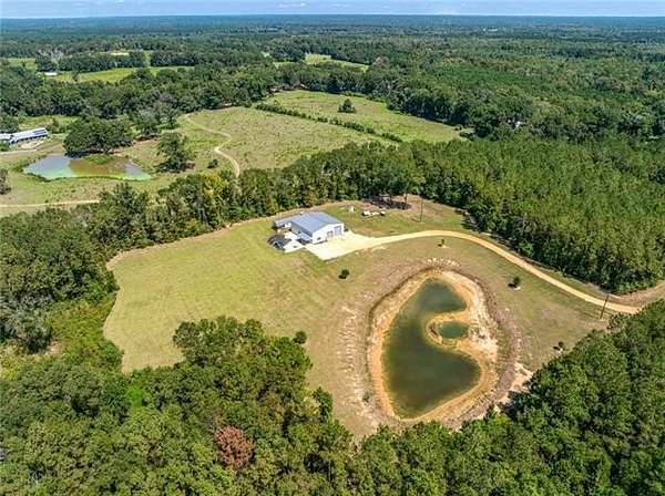 18.5 Acres of Land with Home for Sale in Franklinton, Louisiana