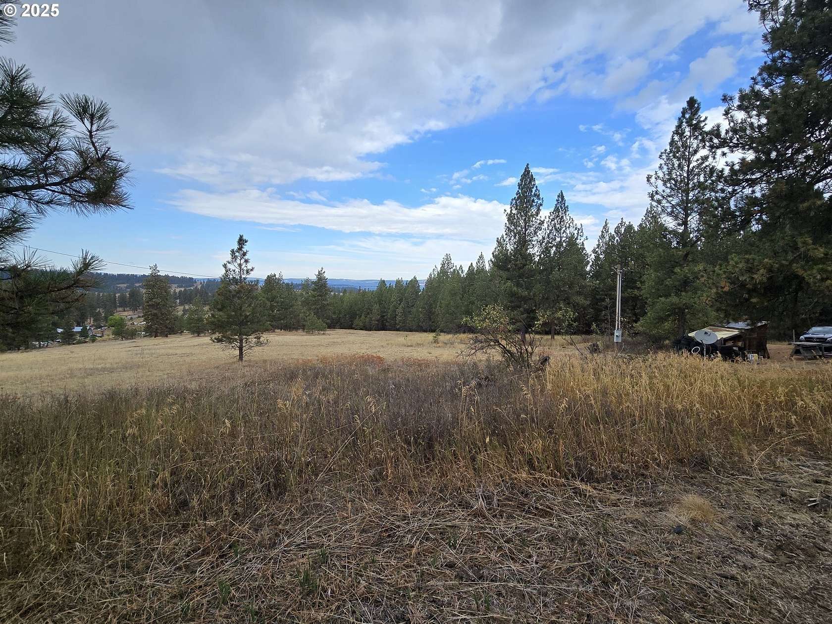9.19 Acres of Land with Home for Sale in Elgin, Oregon