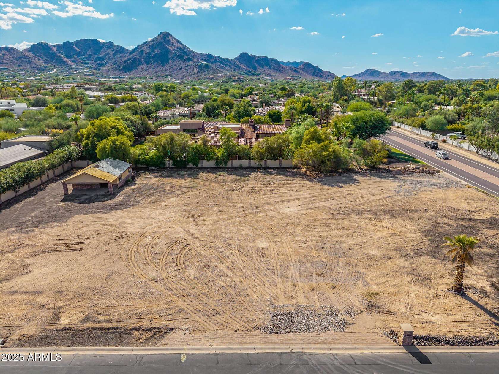 1 Acre of Residential Land for Sale in Paradise Valley, Arizona