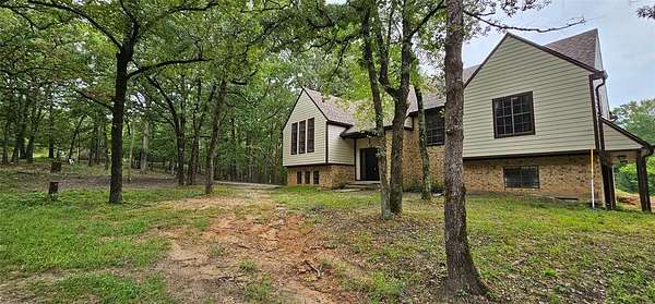 9 Acres of Residential Land with Home for Sale in Winnsboro, Texas