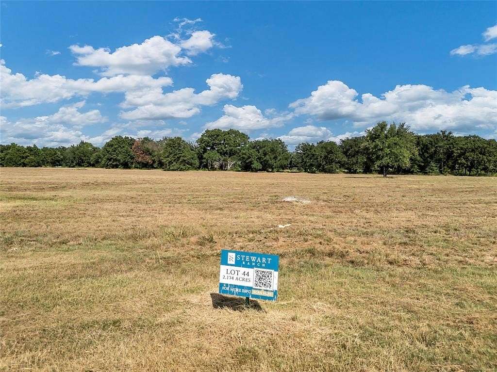 2.17 Acres of Land for Sale in Granbury, Texas