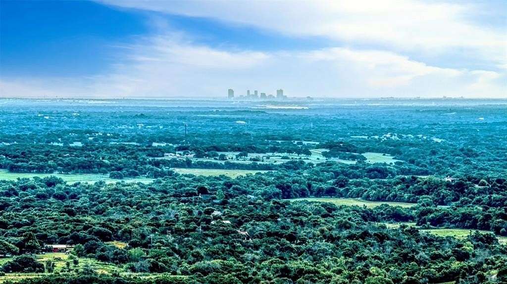 947 Acres of Land with Home for Sale in Weatherford, Texas