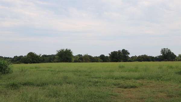 2 Acres of Residential Land for Sale in Emory, Texas
