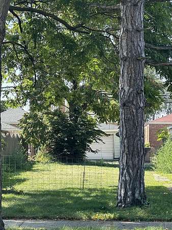 0.09 Acres of Residential Land for Sale in Chicago, Illinois
