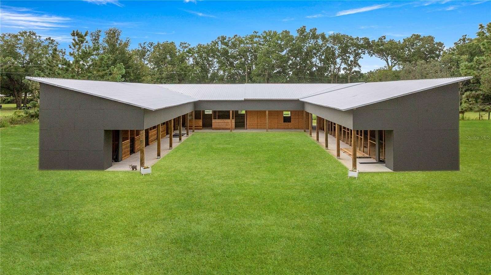 3 Acres of Land with Home for Sale in Ocala, Florida